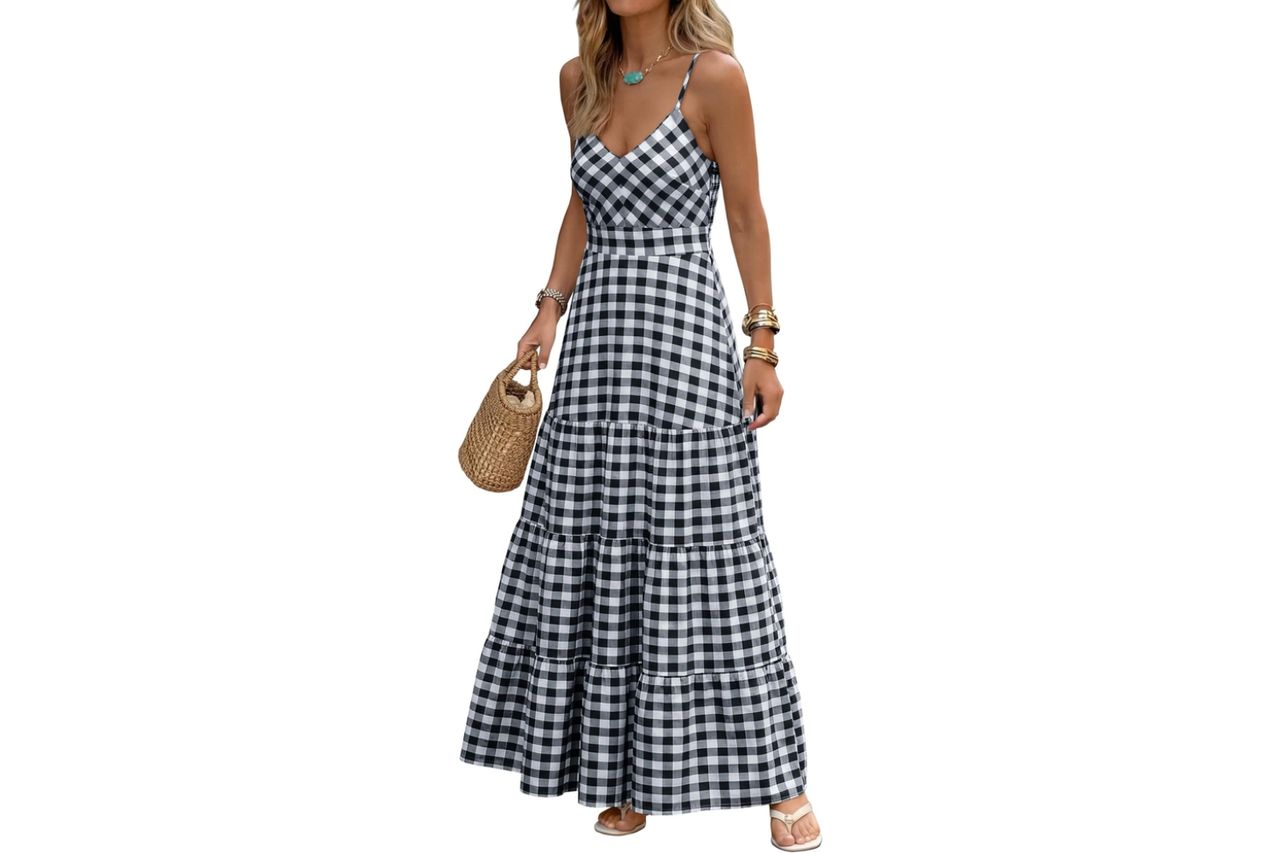 Caracilia Women's Gingham Striped Smocked Maxi Dress | Spaghetti Strap,Pockets,V Neck A-Line ,Checkered Plaid, Boho Casual,Beach Vacation Resort Cruise Outfits,Summer Fall Clothes
