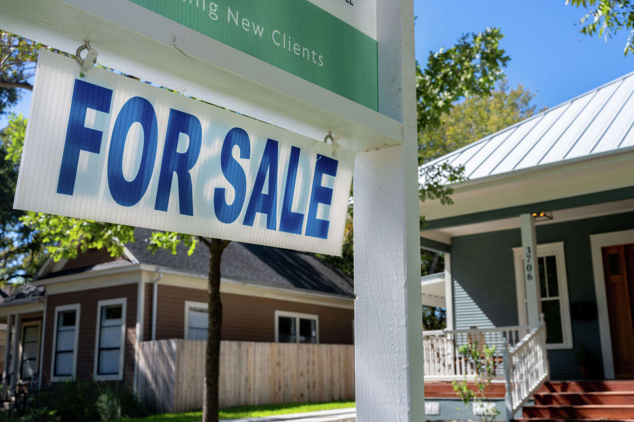 The most bizarre HOA complaints Texans say they've received