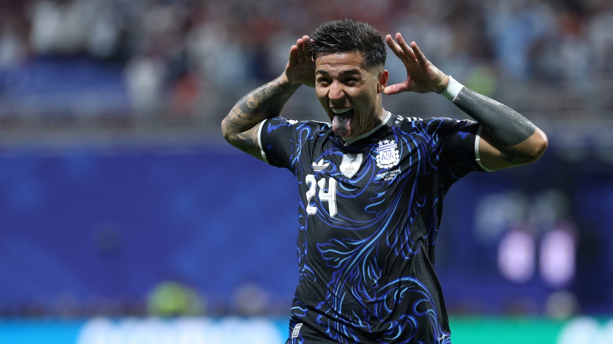 world-cup-2026-chelsea-fans-demand-enzo-fern-ndez-s-exit-after-wild