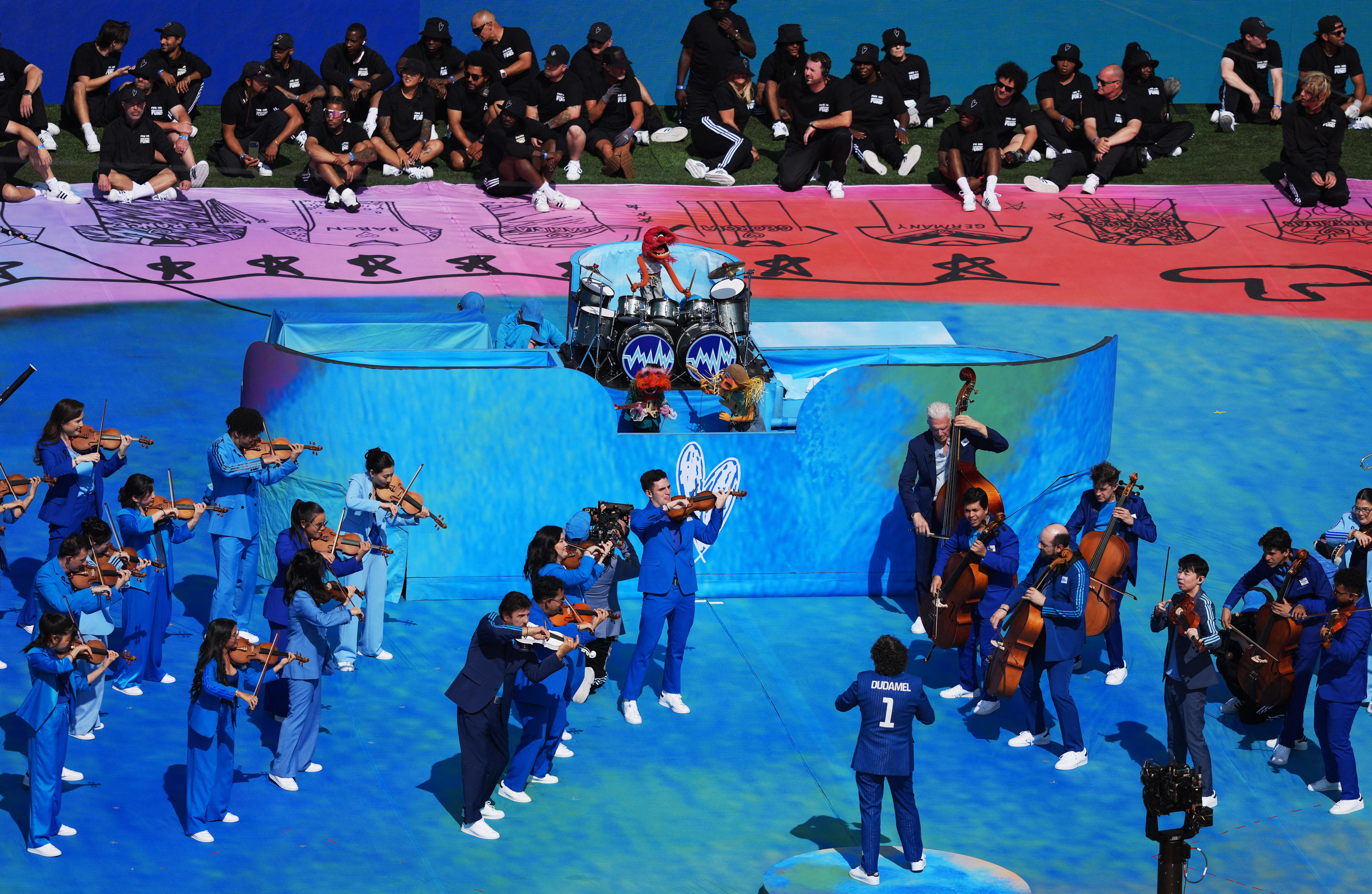 Best images from World Cup halftime show featuring Madonna, Justin Bieber