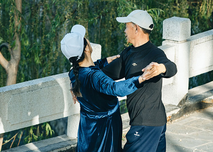 53 Things People Stopped Doing But It Only Got Worse Because Of It