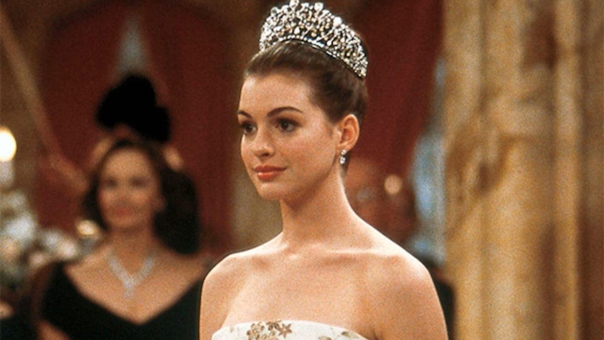 Anne Hathaway offers major 'Princess Diaries 3' update