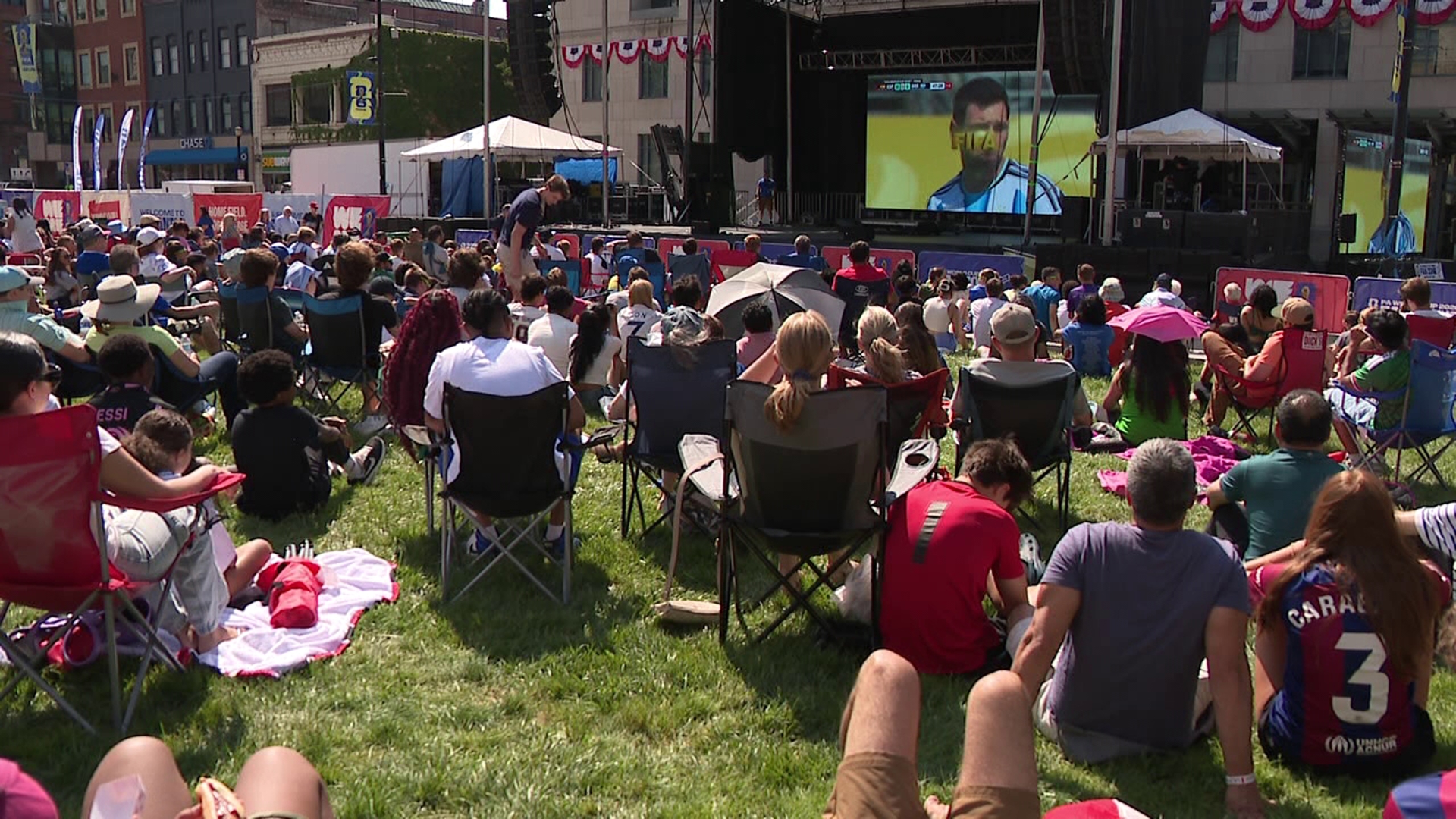 Soccer fans flock to the final FIFA World Cup fan zone