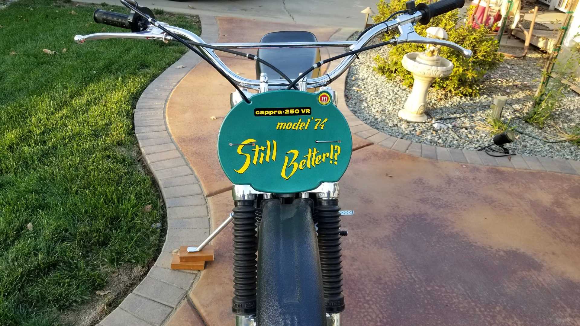 1974 Montesa Cappra 250 VR Front