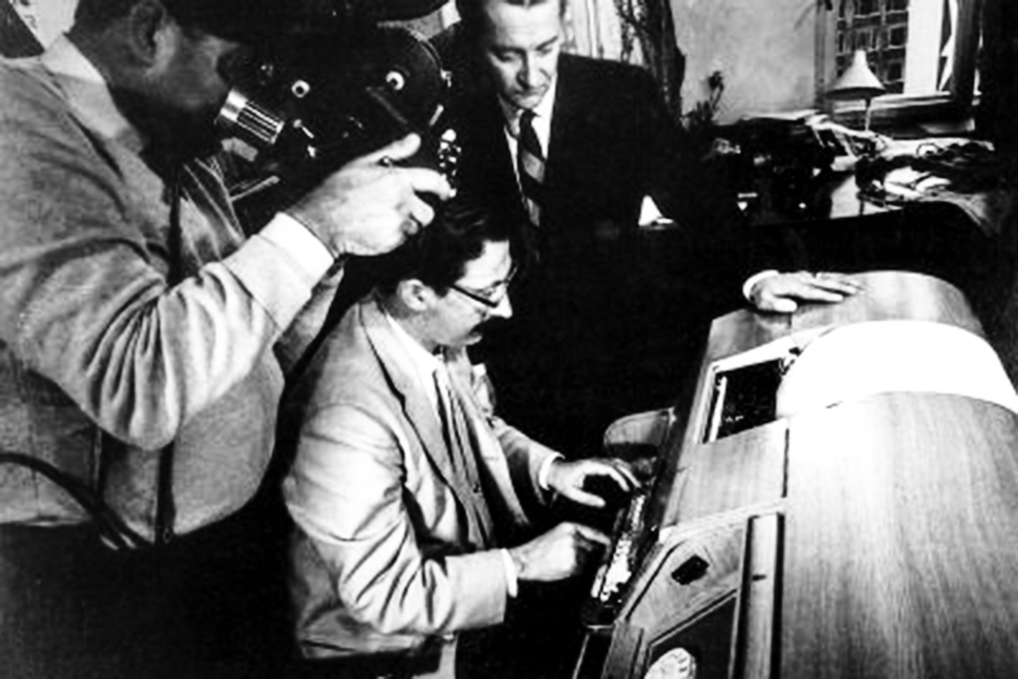 Weizenbaum logging into his MIT computer – where he would have researched and developed the first ever chatbot (Peter Haas/Flickr)
