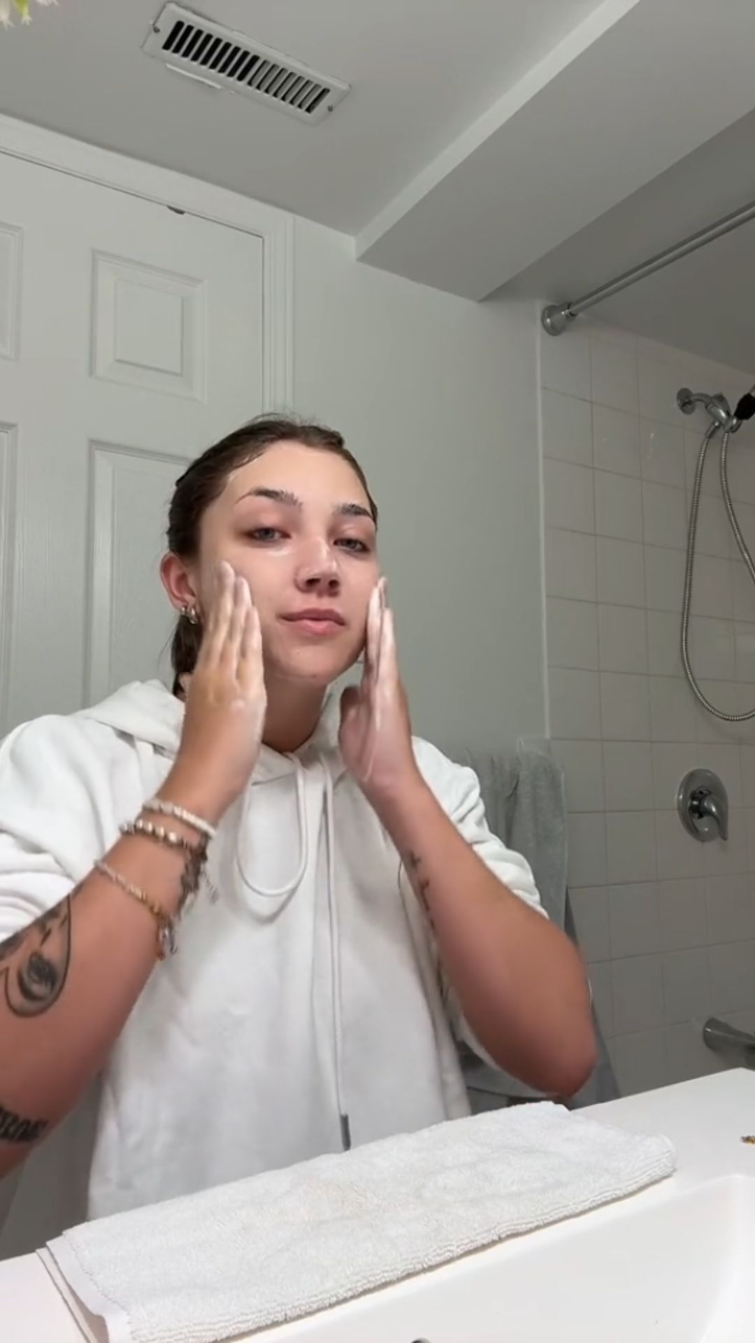 Morning skincare routine to kickstart your day