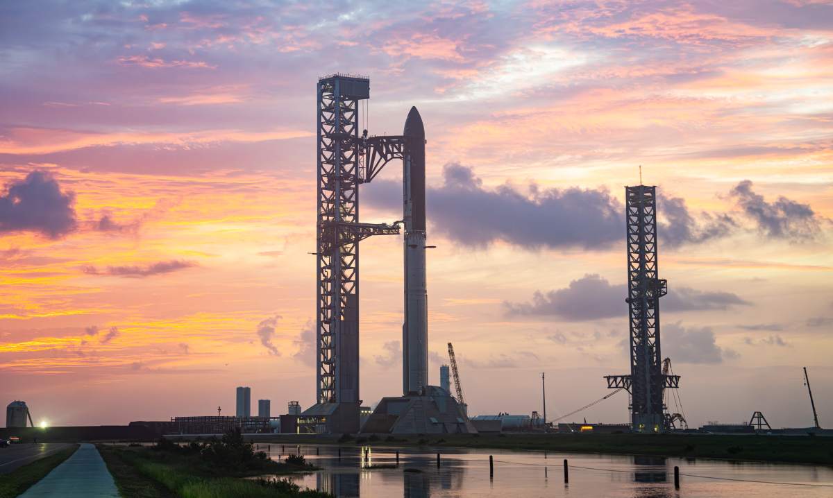 Starship at the launch pad in Starbase, Texas.