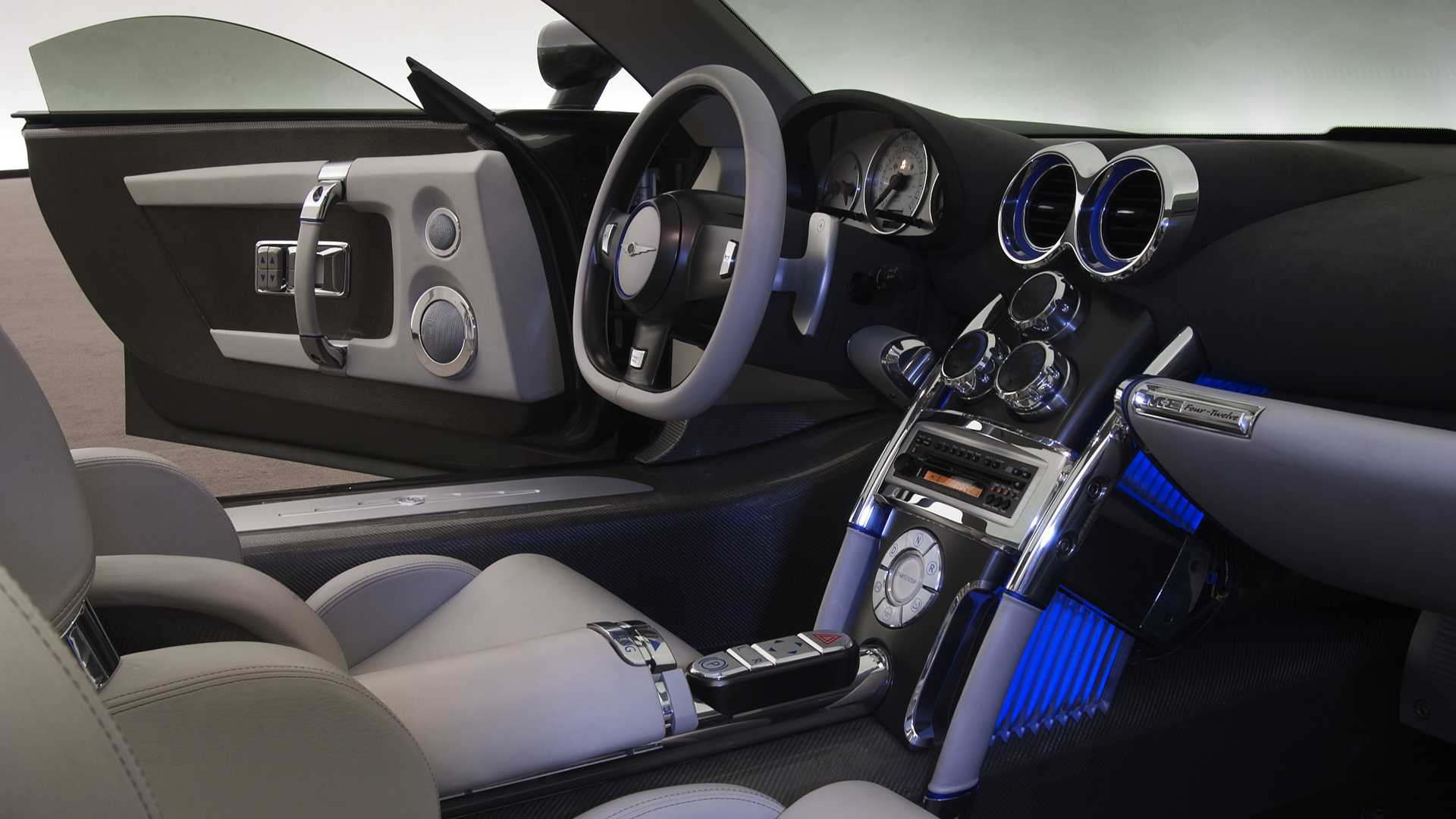 2004 Chrysler ME Four-Twelve Concept Interior Side Shot Dashboard