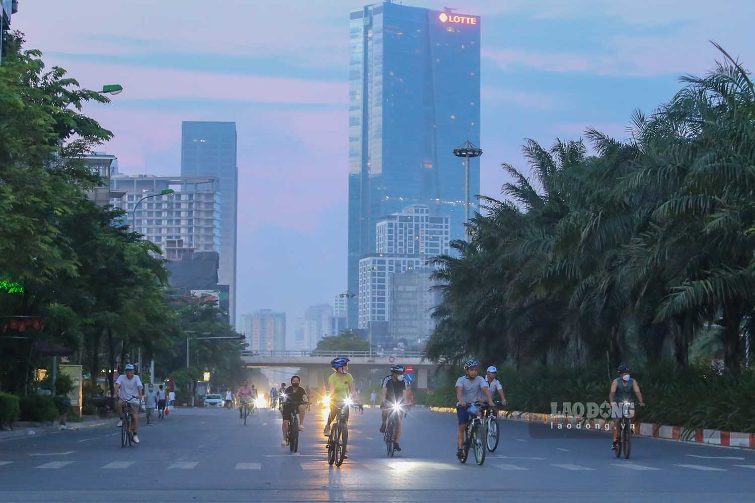 Mức phạt đi xe đạp vượt đèn đỏ không phải ai cũng biết