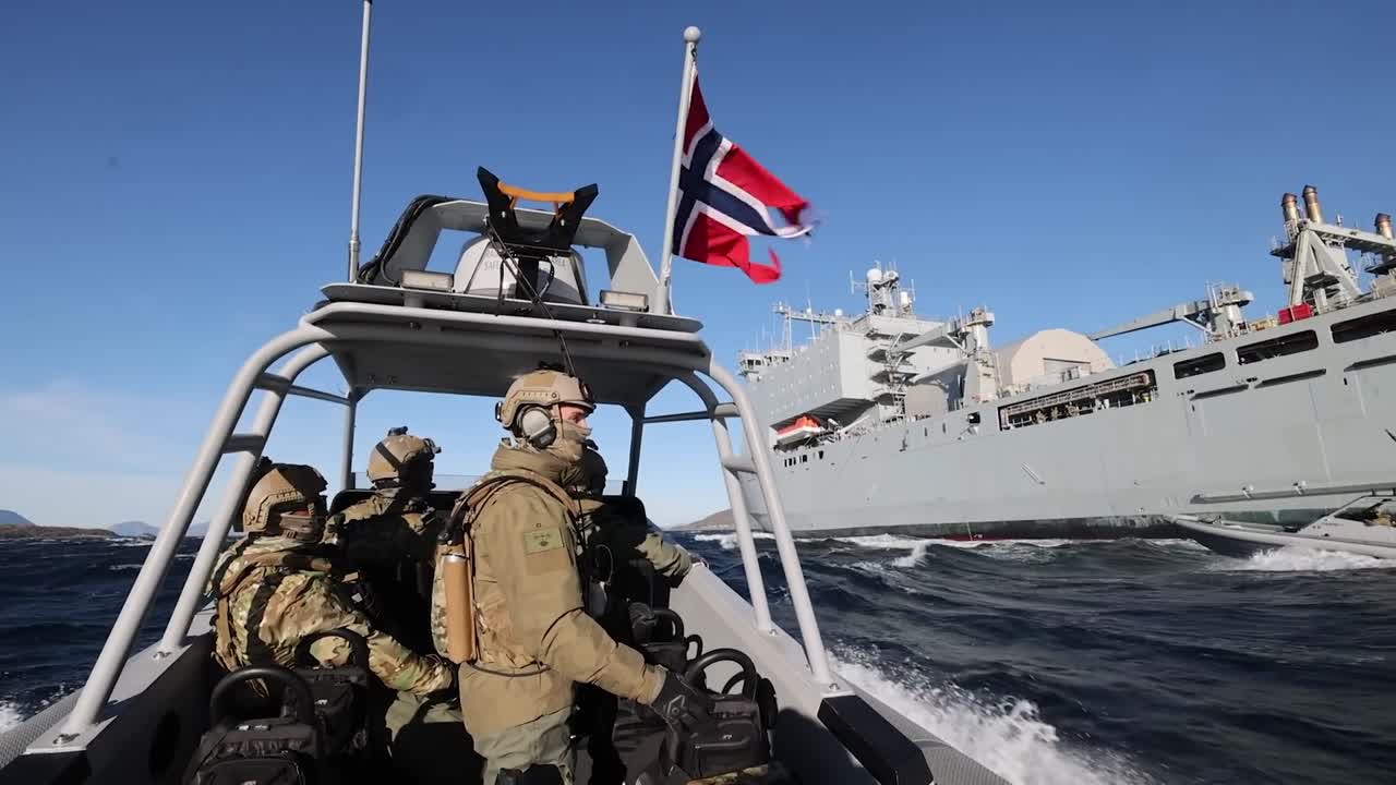 What happens during a Royal Marines raiding exercise