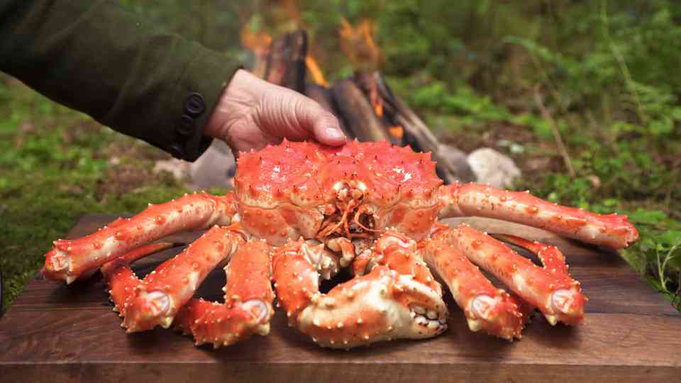 This king crab dish looks straight out of a Michelin-starred restaurant