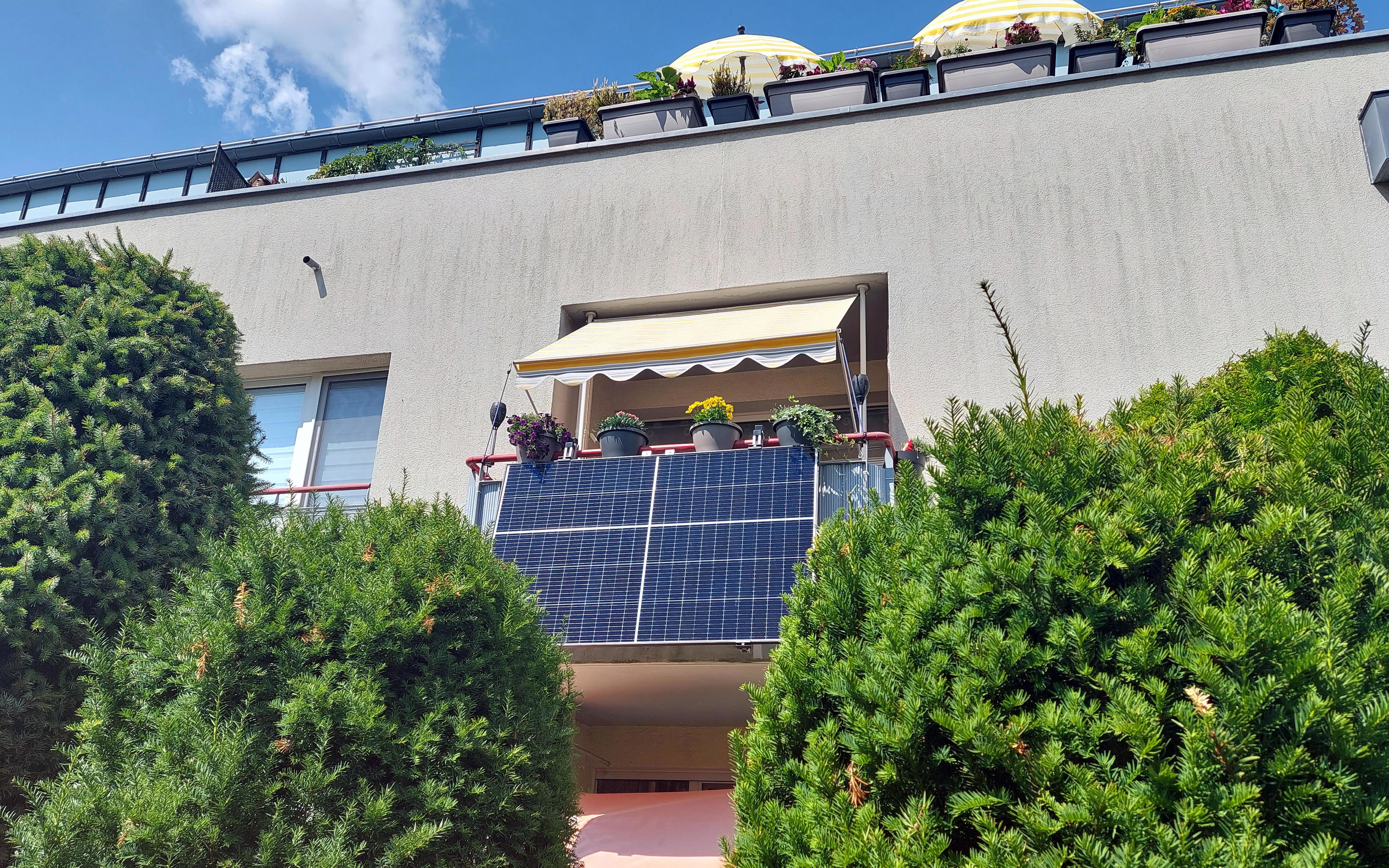 Utilities Aren’t Ready for the Balcony Solar Revolution