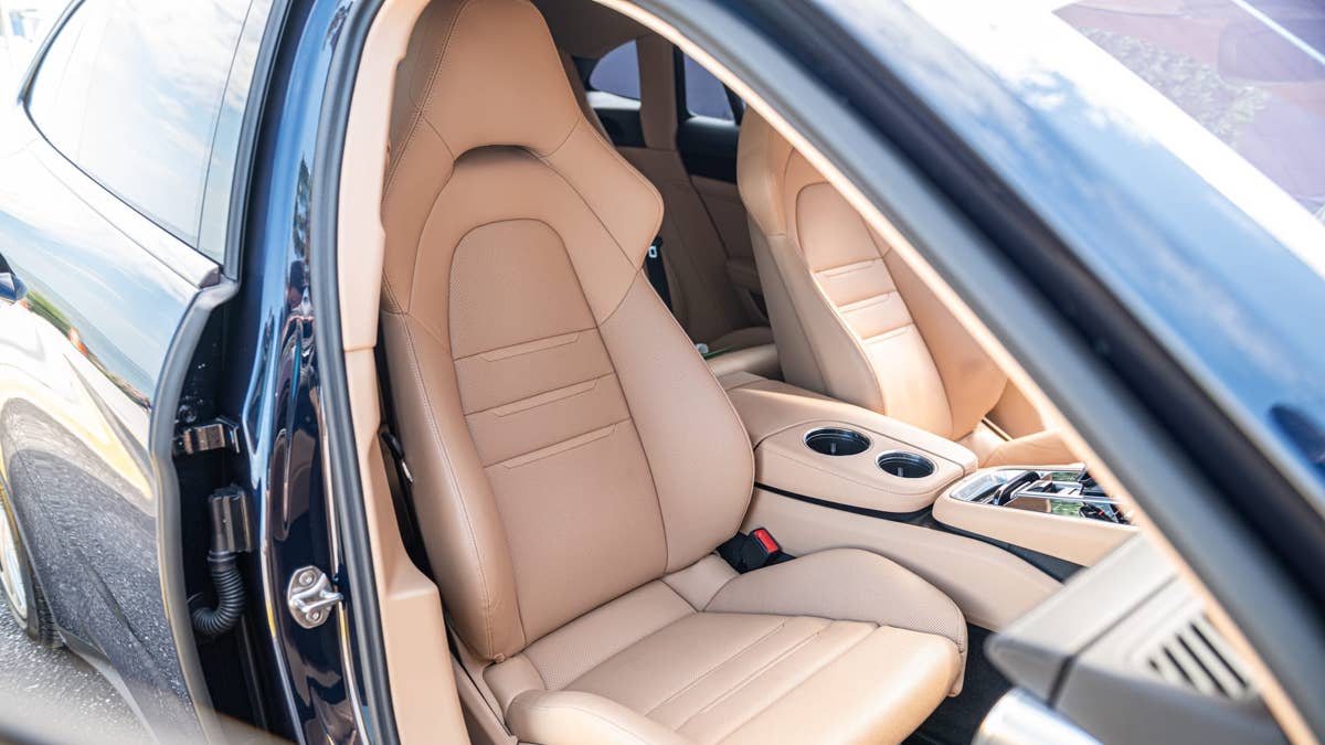 2023-porsche-panamera-4s-e-hybrid-sport-turismo