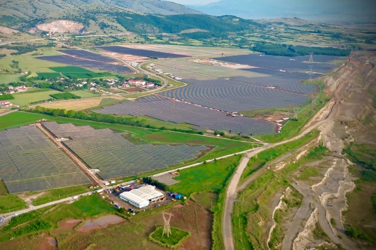 Six global power themes shaping the future—and how to invest