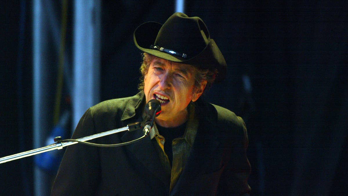 bob-dylan-plays-the-fleadh-2004
