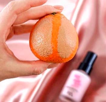 An orange with and without the Touch in Sol No Poreblem primer applied under foundation
