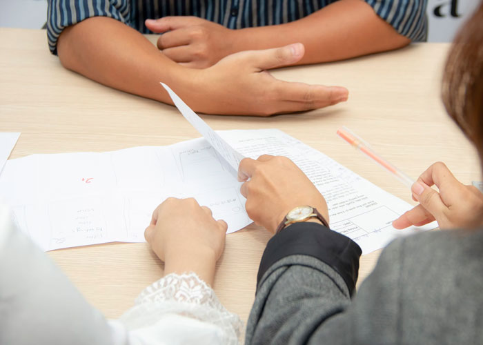 Interview Dealbreakers: 29 Moments That Cost Candidates The Job