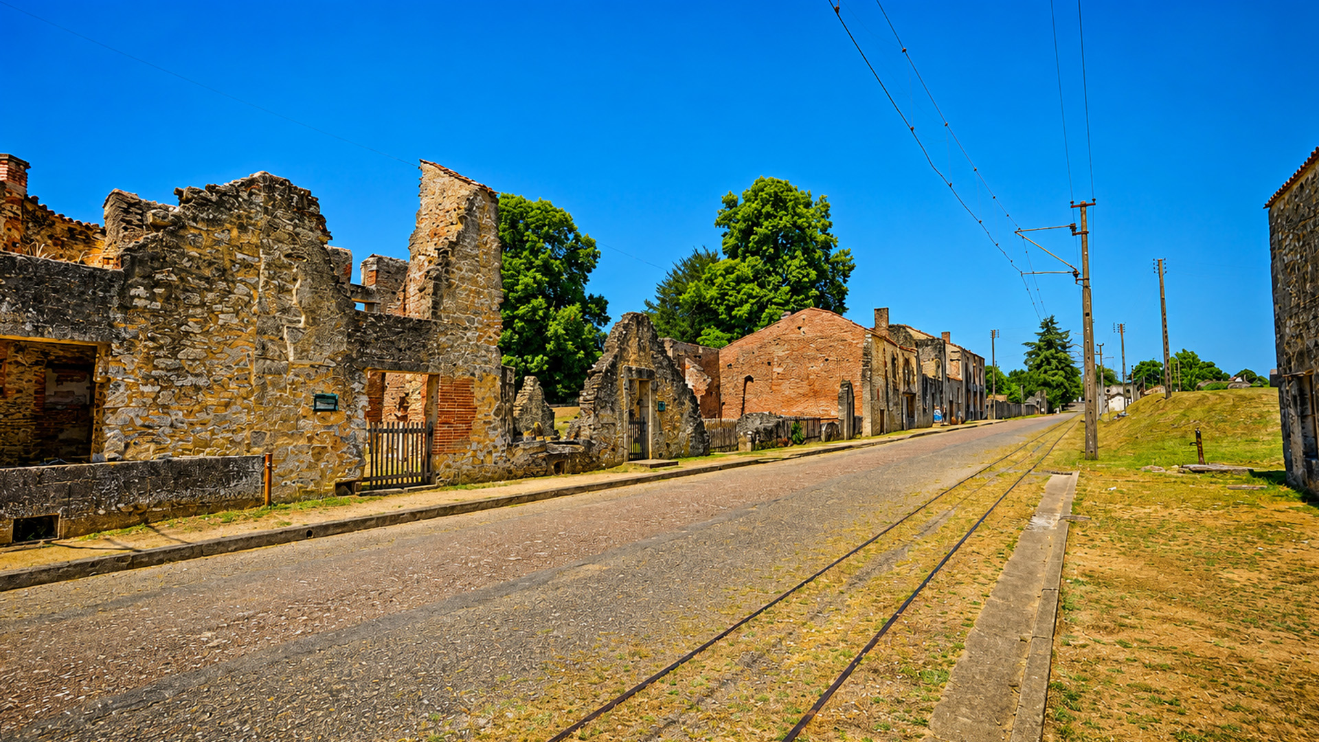 Oradour-sur-Glane forteller en uforglemt historie fra andre verdenskrig ...
