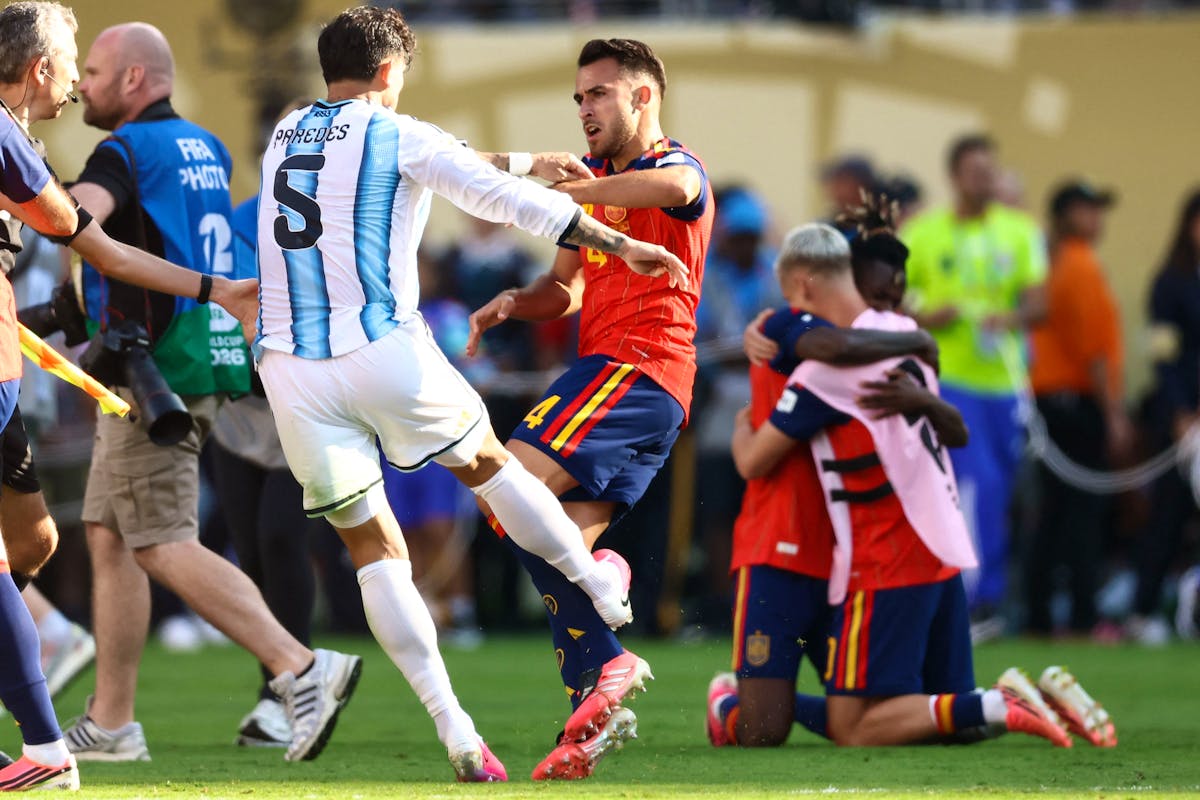 Football : l'Espagne sacrée championne face aux polémiques de l'Argentine