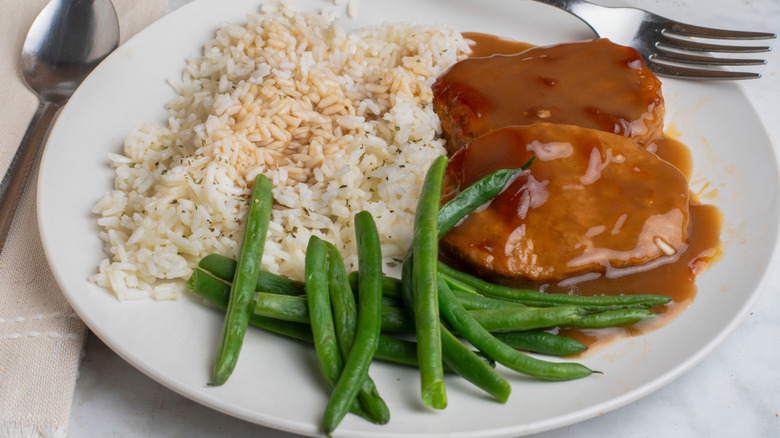 The Best Cut Of Ground Beef To Use For Salisbury Steak