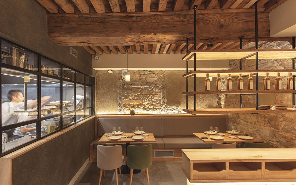 Round-off your day with a meal at Culina Hortus, Lyon's first haute-cuisine vegetarian restaurant; Lyon travel guide