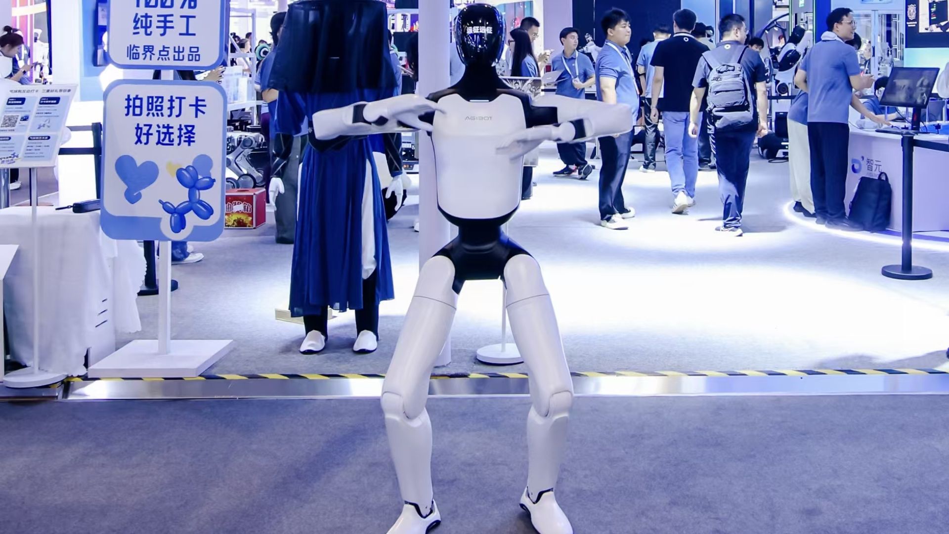 China: AGIBOT’s new humanoid robot with 51 DoF, 8-hour endurance unveiled