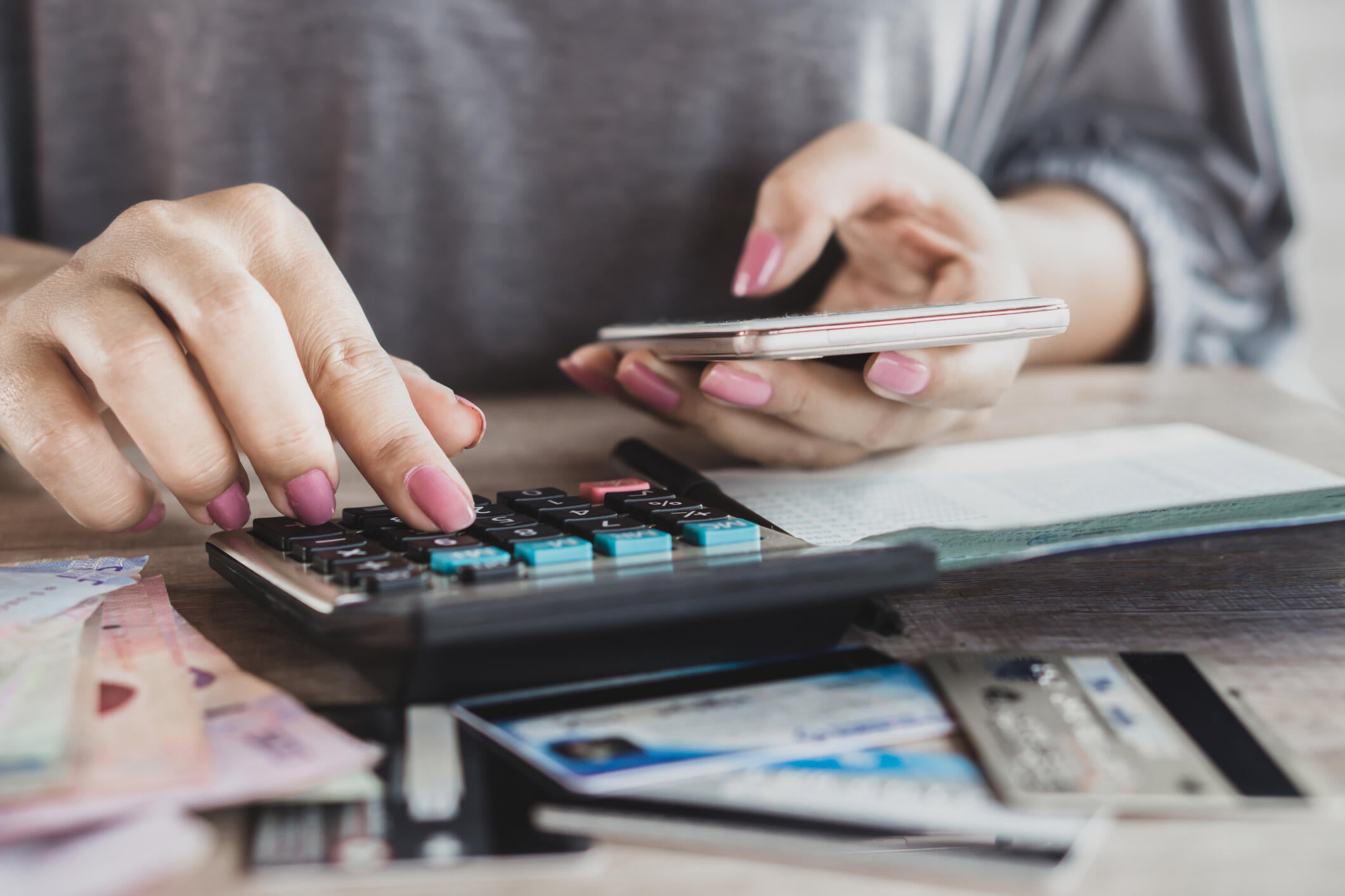 Knowing who's responsible for creditor notifications is an important part of managing the probate process. / Credit: Doucefleur/Getty Images