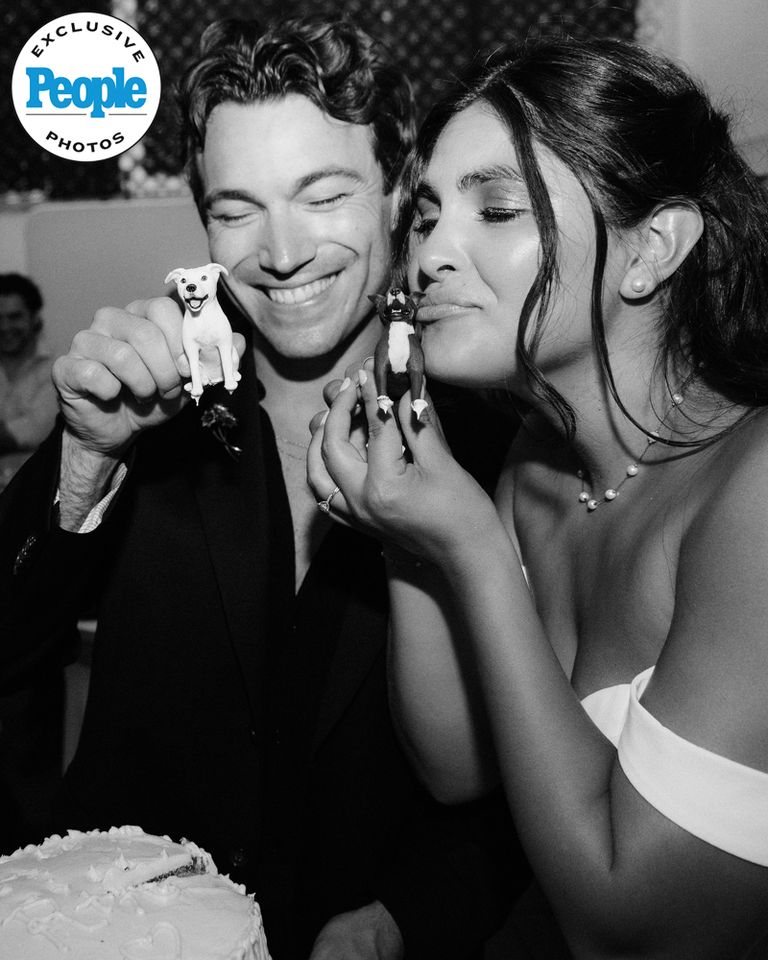 Rory Gibson Is married.