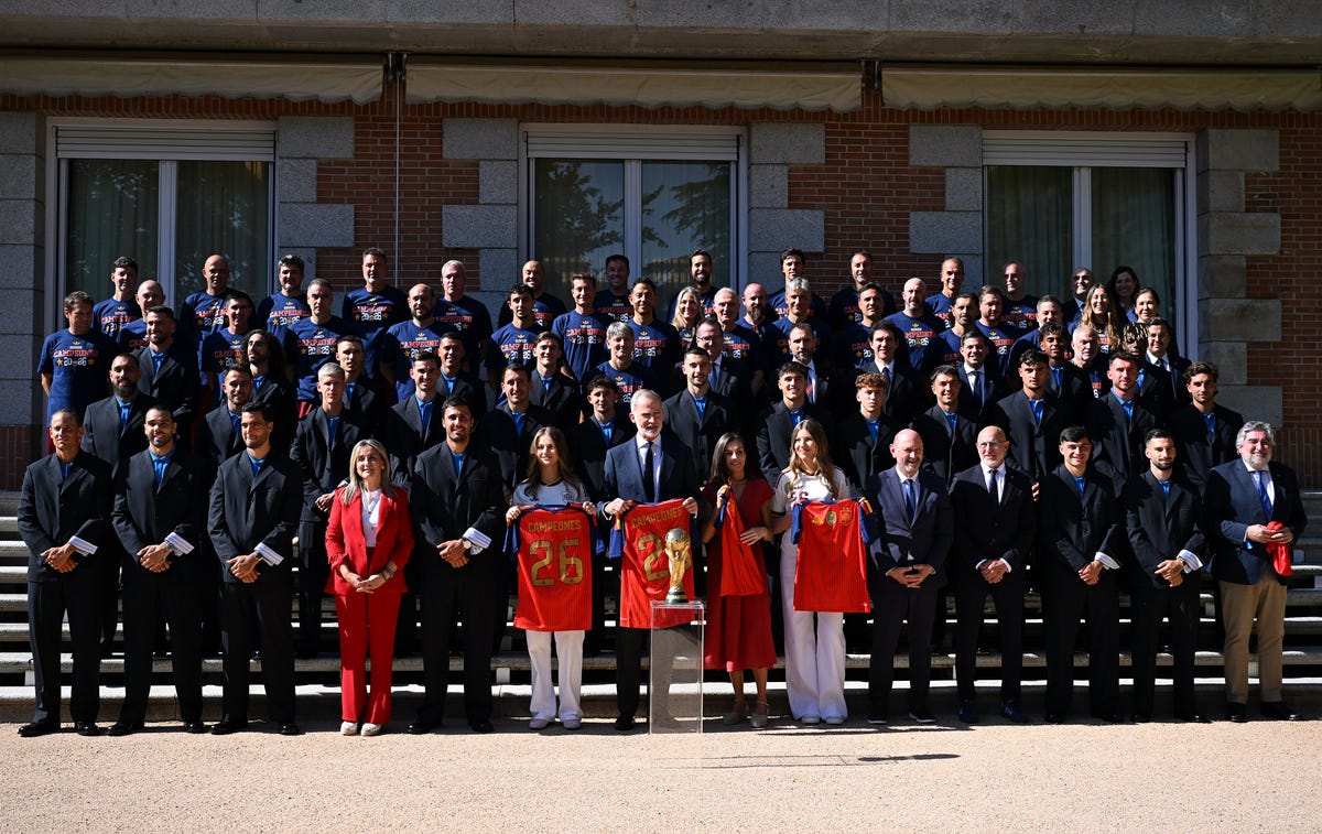 See the Spanish Royal Family Welcome Their World Cup Winning Team to Zarzuela Palace