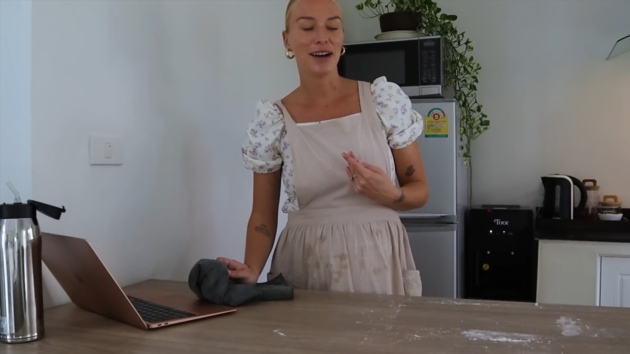 I'm building a homemaking routine before baby arrives