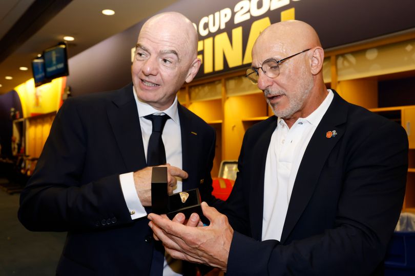 Luis de la Fuente was presented with his championship ring by Gianni Infantino