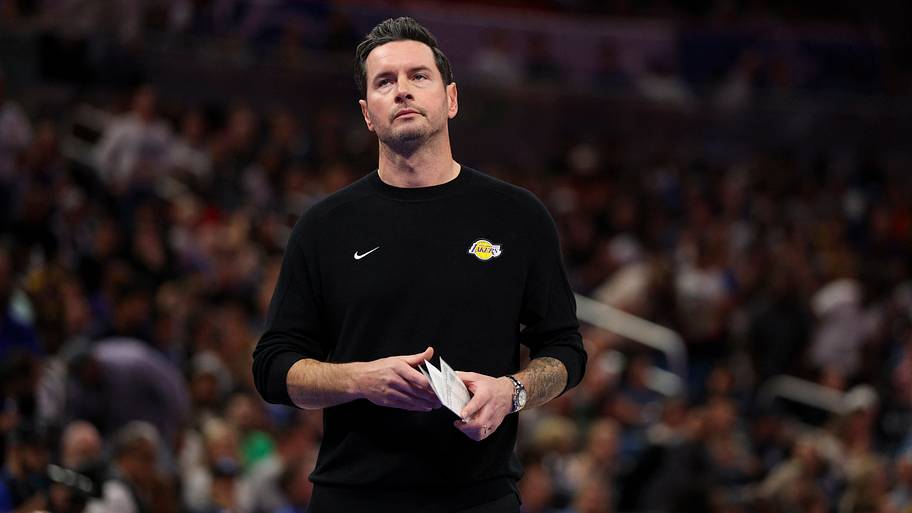 Lakers just watched another top trade target slip through their hands