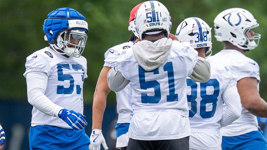 Colts linebacker