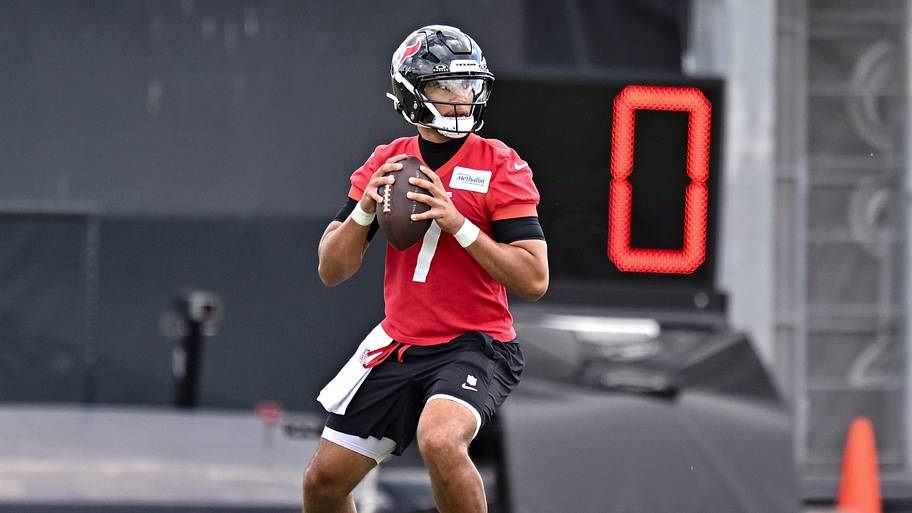 Jun 10, 2026; Houston, Texas, USA; Houston Texans quarterback C.J. Stroud (7) participates during the team’s minicamp at Hous