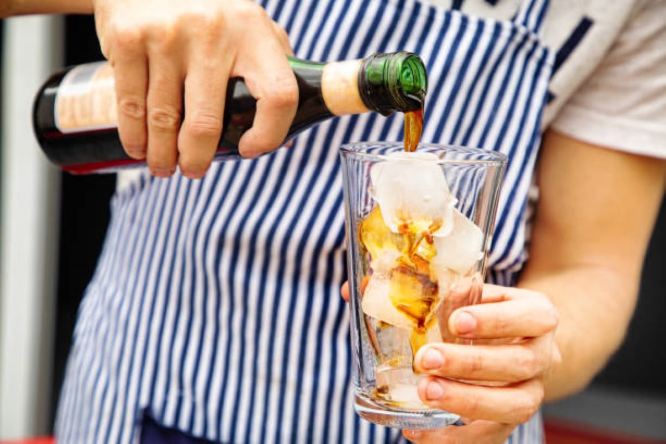 How to make a Fernet and Coke, a cocktail fit for the World Cup
