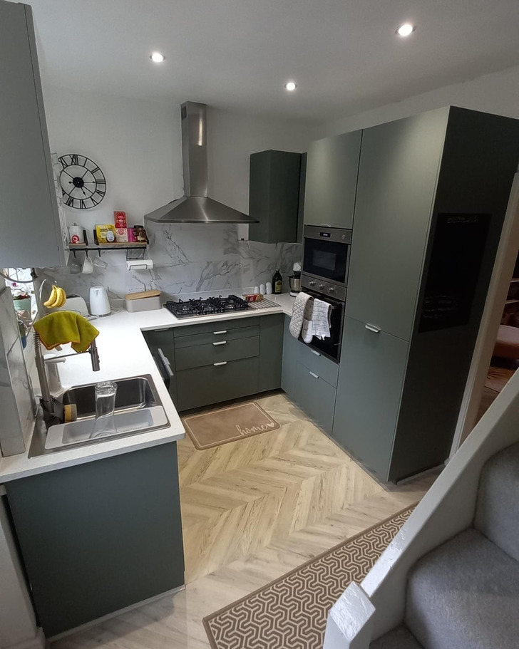 11 Homeowners Who Repainted Their Kitchen Cabinets and Fell Back in Love With Cooking