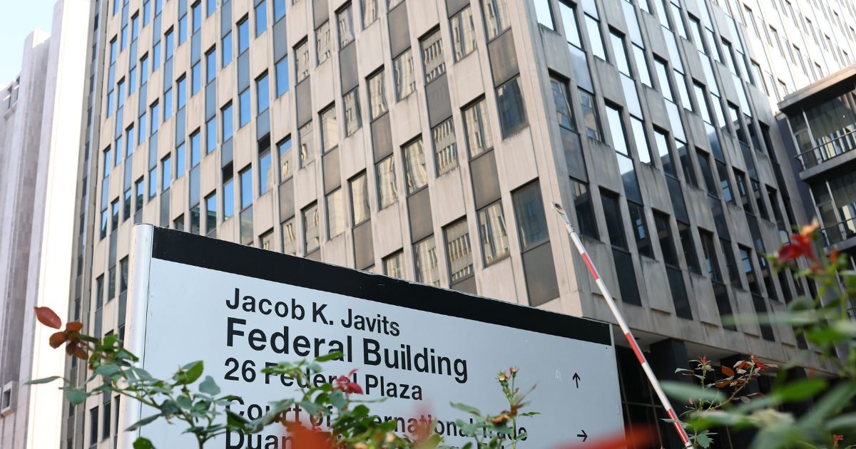 Breaking: Explosive device detonated at Manhattan federal building