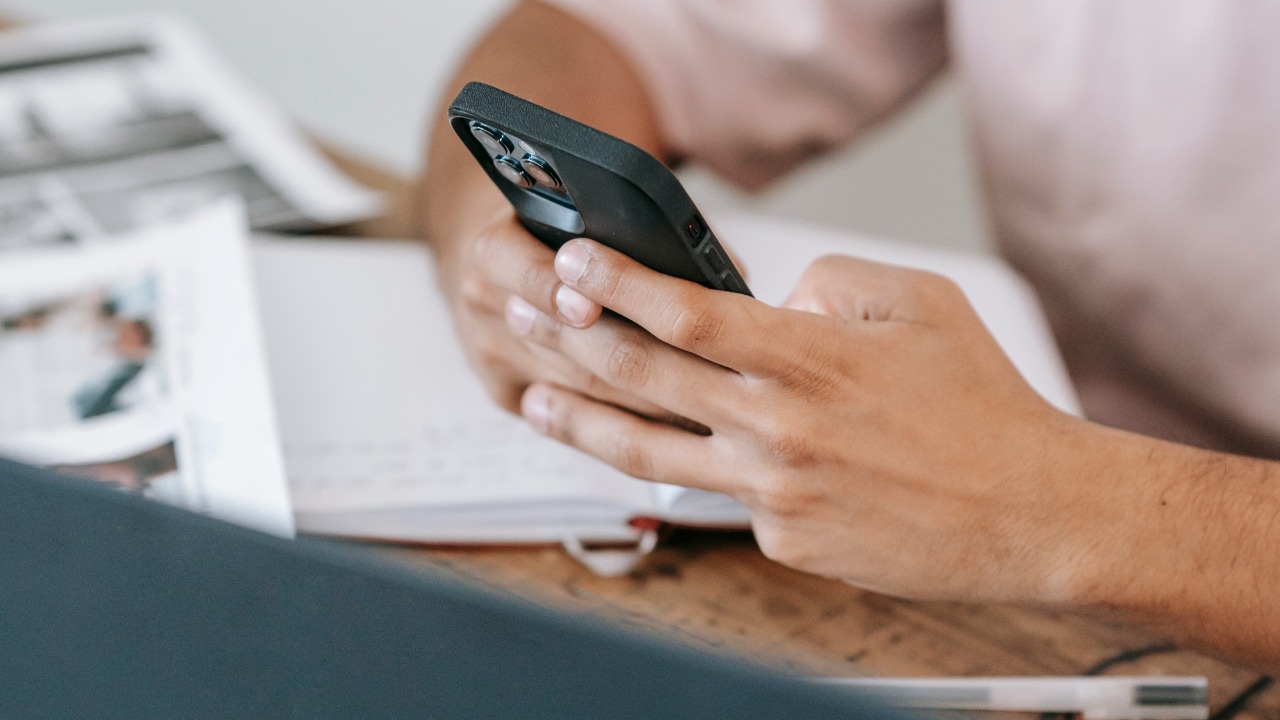 The FBI says a text telling you that you are not registered to vote is ...