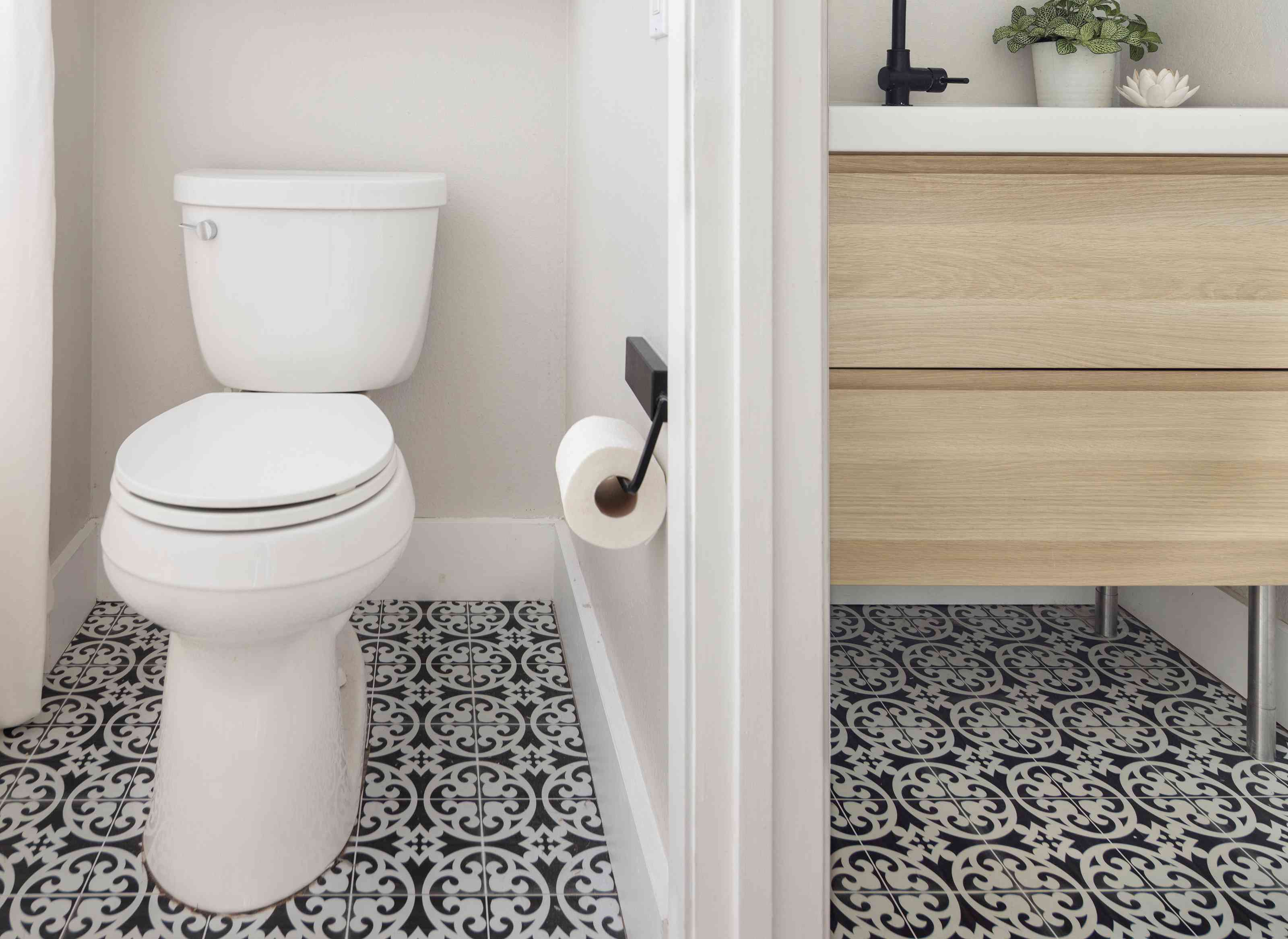 Is It Okay to Flush While Someone’s In the Shower? Here’s What Actually Happens