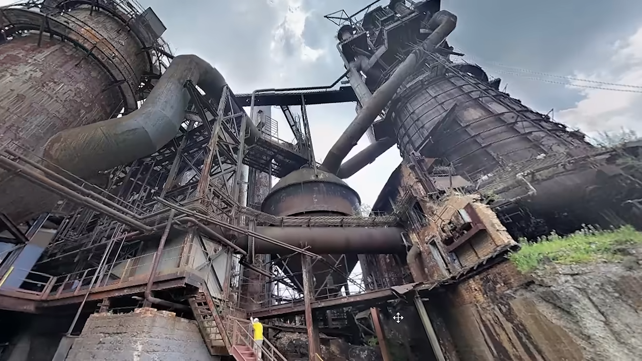 Watch how 3,000-degree molten iron turned every workday into a fight ...