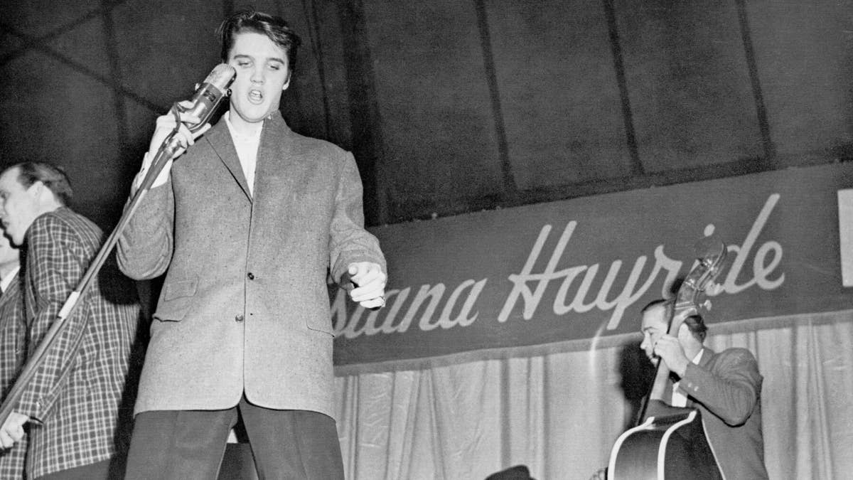 Rare Photos of Elvis Presley's First Show on a Flatbed Truck in 1954