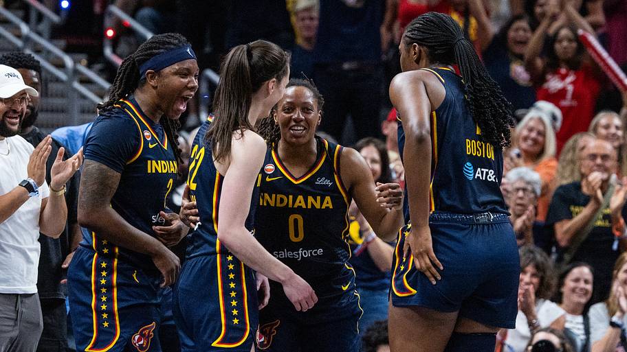 Indiana Fever guard Kelsey Mitchell
