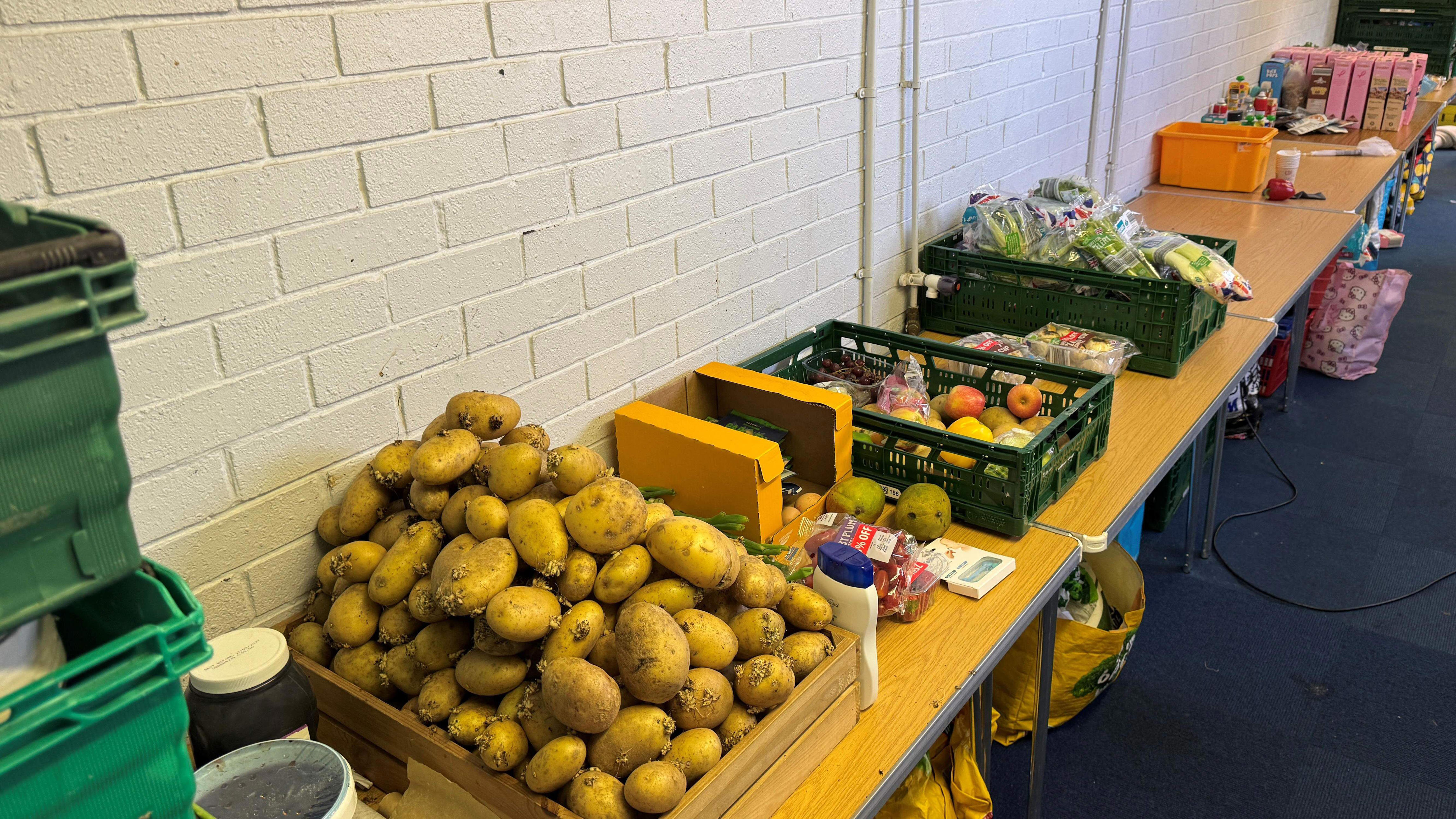 The food pantry offers surplus food from supermarkets at low prices