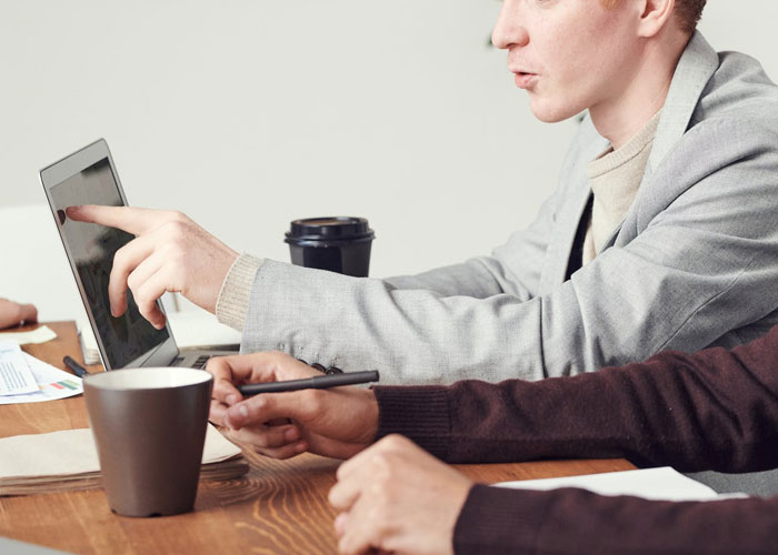 Interview Dealbreakers: 29 Moments That Cost Candidates The Job