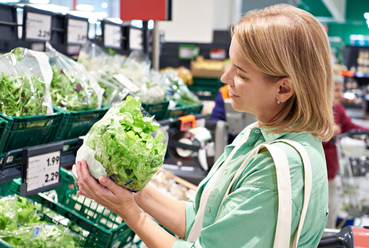 What to Look Out For When Buying Bags of Greens