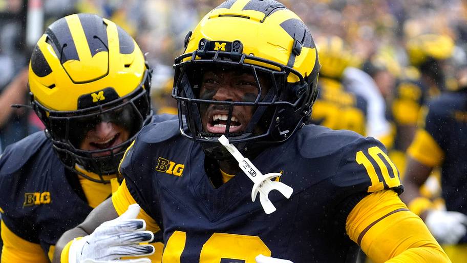 Zeke Berry celebrates for UofM