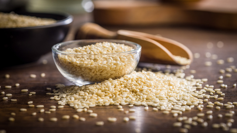 A bowl of sesame seeds