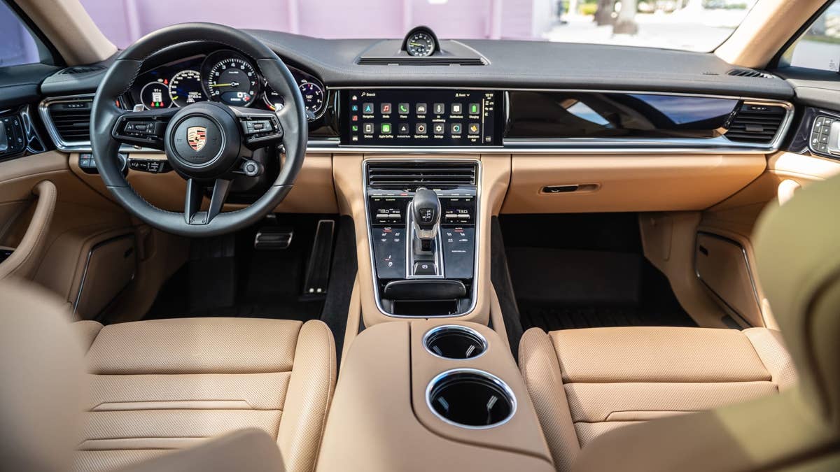 2023-porsche-panamera-4s-e-hybrid-sport-turismo