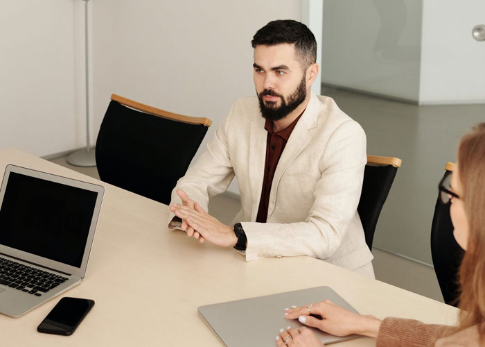 Interview Dealbreakers: 29 Moments That Cost Candidates The Job