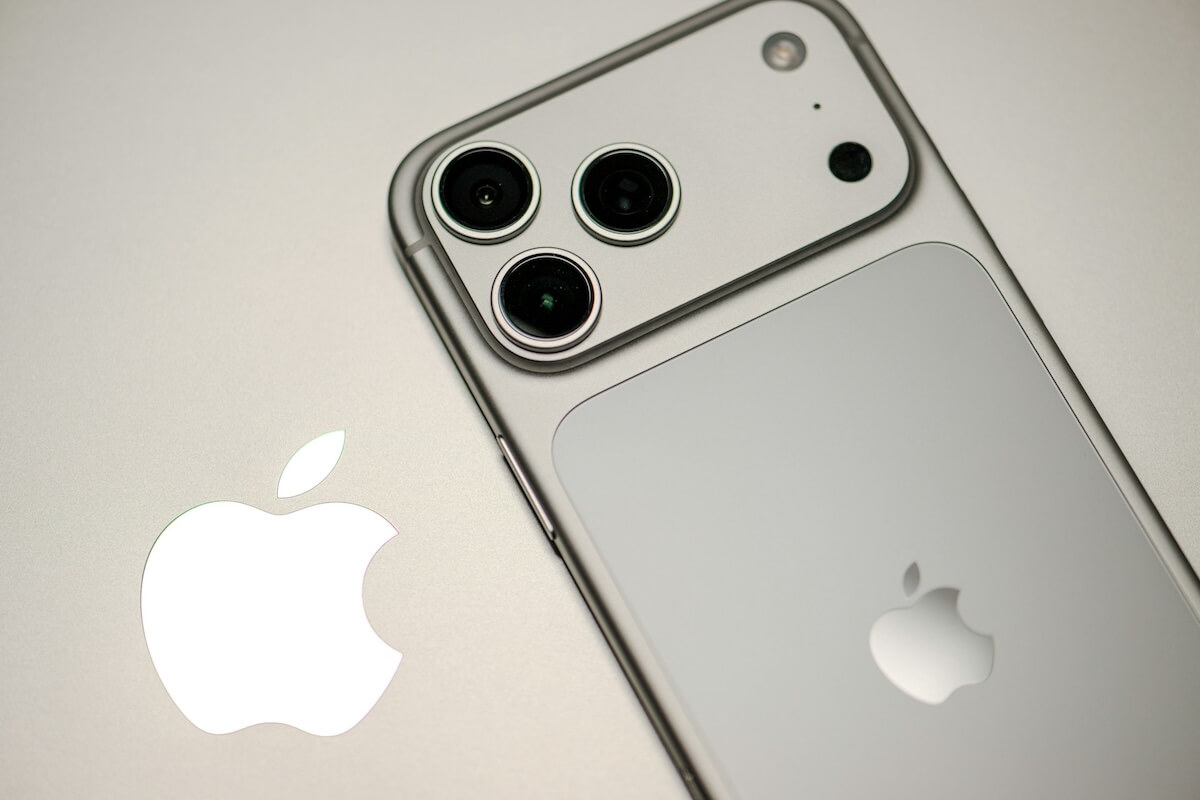 Apple Is Now Recording What You Say at the Genius Bar — Here's What It Does With That Conversation